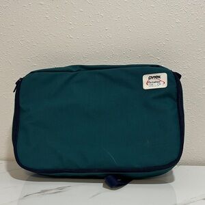 Pyrex Portables Carrier